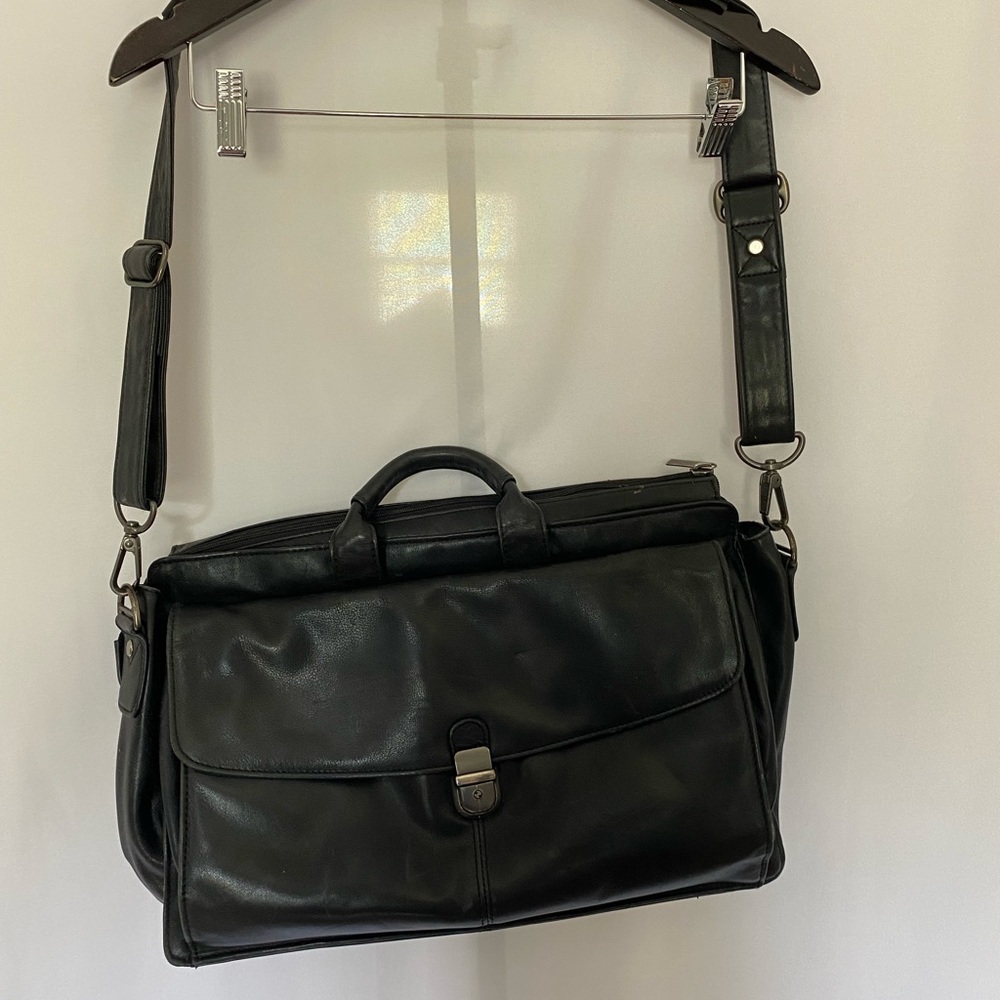 Kenneth Cole brief case